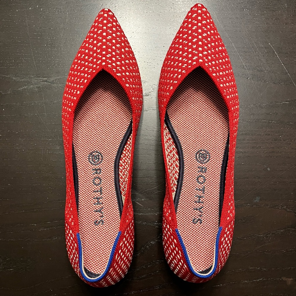 Rothys The Point Womens Sz 10.5 US Red Apple Honeycomb Pointed Toe Slip on Shoes